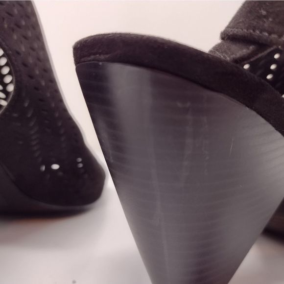 Black Embroidered Open Toe Slingbacks - Picture 5 of 6